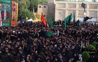 اجتماع مردمی «یوم‌الحسین (ع)» در اصفهان برگزار شد