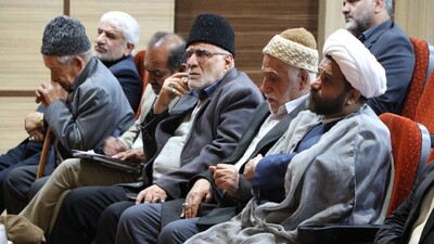 همایش فصلی مداحان طراز انقلاب اسلامی در اصفهان