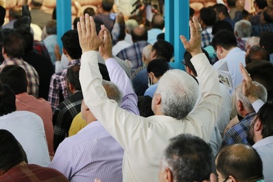 همزمان با سراسر کشور مراسم پر فیض دعای عرفه در گلستان شهدای اصفهان برگزار شد