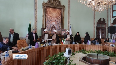 نشست مدیران و مبلغین مدارس علوم و معارف اسلامی صدرای استان اصفهان