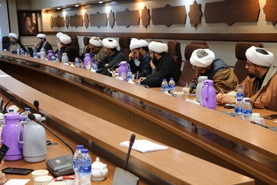 نشست «هم اندیشی روحانیون فعال در جذب جوانان به مسجد» برگزار شد