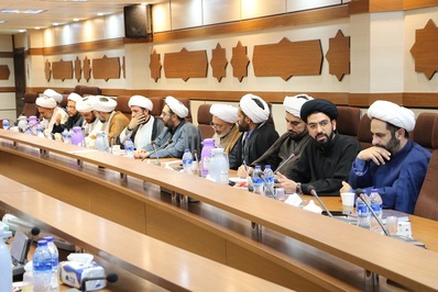 نشست «هم اندیشی روحانیون فعال در جذب جوانان به مسجد» برگزار شد