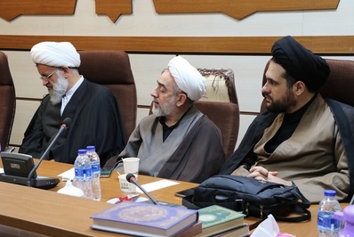 نشست «هم اندیشی روحانیون فعال در جذب جوانان به مسجد» برگزار شد