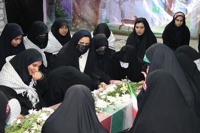 مراسم استقبال از پیکر مطهر شهید گمنام  در دبیرستان صدراي اصفهان