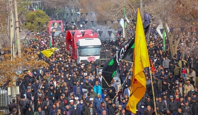 مراسم تشییع شهدای گمنام با حضور هیئات مذهبی و مردم متدین و انقلابی شهر اصفهان