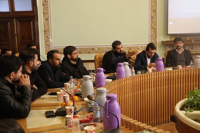 نشست صمیمانه مدیر کل تبلیغات اسلامی اصفهان با مداحان جوان این شهربرگزار شد