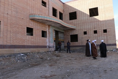 بازدید مدیر کل تبلیغات اسلامی اصفهان از مجتمع فرهنگی در حال ساخت نطنز