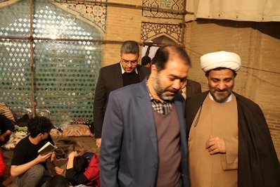 استاندار و مدیر کل تبلیغات اسلامی استان اصفهان از مساجد دانش آموزی اعتکاف بازدید کردند