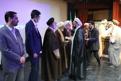 مراسم تجلیل از مبلغین و ائمه جماعات شاخص اصفهان برگزار شد
