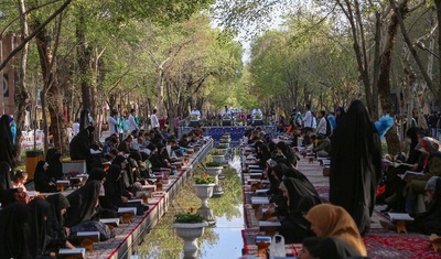 مراسم جزء خوانی قرآن در گذر فرهنگی چهارباغ اصفهان