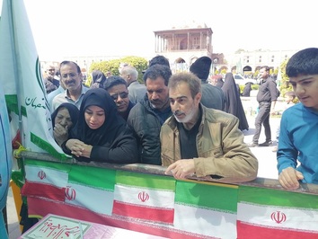 استقبال گسترده از بخش خوشنویسی صلواتی غرفه روز قدس