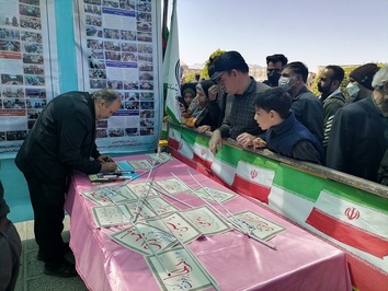 استقبال گسترده از بخش خوشنویسی صلواتی غرفه روز قدس