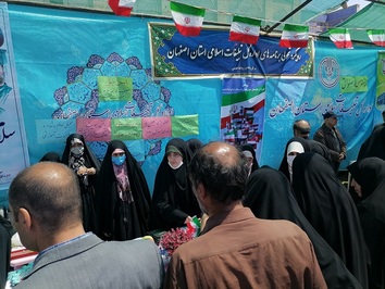 استقبال گسترده از بخش خوشنویسی صلواتی غرفه روز قدس