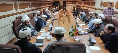 نشست صمیمی مدیرکل با طلاب فعال فضای مجازی