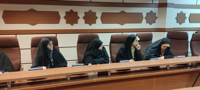 نشست صمیمی مدیرکل با طلاب فعال فضای مجازی