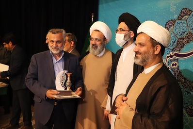 آیین تجلیل و تقدیر از فعالان عرصه جهاد تبیین برگزار شد