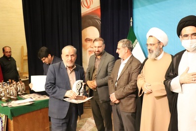 آیین تجلیل و تقدیر از فعالان عرصه جهاد تبیین برگزار شد