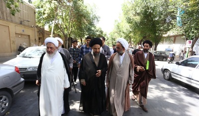 تشییع پیکر آیت‌الله حاج میرزا محمدتقی مجلسی‌ اصفهانی
