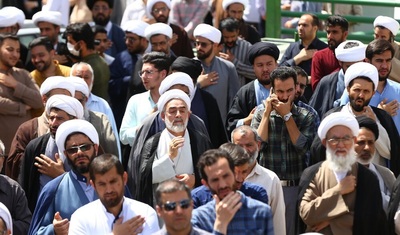 تشییع پیکر آیت‌الله حاج میرزا محمدتقی مجلسی‌ اصفهانی