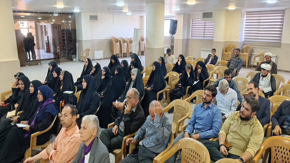 همایش مسولان کانونهای فرهنگی تبلیغی اصفهان