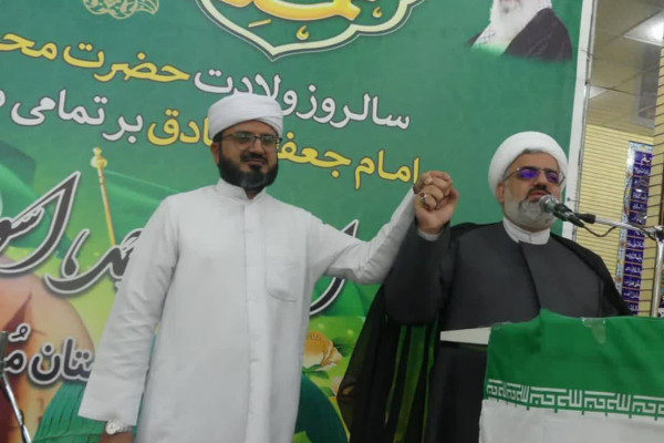 هم‌عهدی علمای شیعه و سنی جنوب استان فارس در نشست «امت احمد، اسوه مقاومت» شهرستان مهر