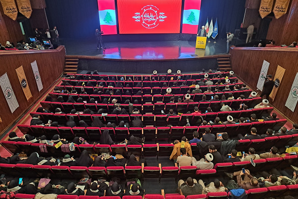 “抵抗大使馆”首次全国集会