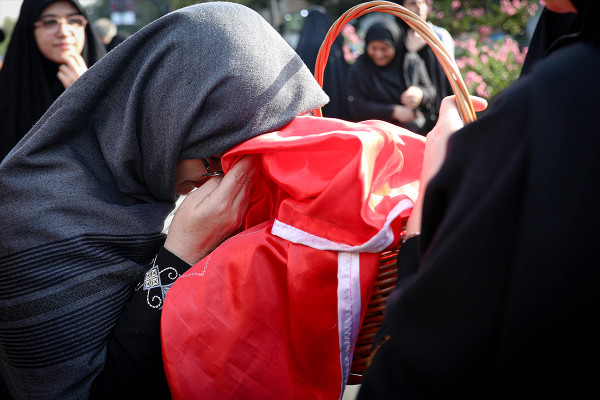 Церемония «Оставшиеся на Арбаин» в Иране