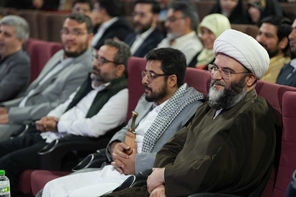 Karen Homayounfar Named Artist of the Year