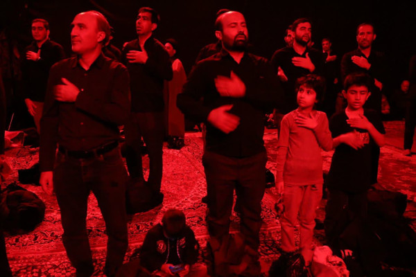 برپایی محافل عزای فاطمی در شهرکرد با عطر شهدای گمنام