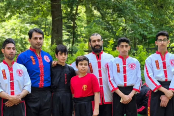 از قهرمانی در مسابقات کنگ‌فو تا برگزاری نماز جماعت محل
