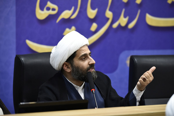 نشست راهبردی عملیات زندگی با آیه‌ها در قم