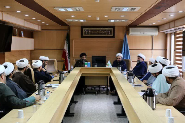 برگزاری نشست معارف اسلام ناب در کردستان