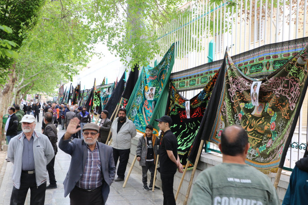 اجتماع عظیم و بی نظیر هیئات مذهبی در میدان امام اصفهان