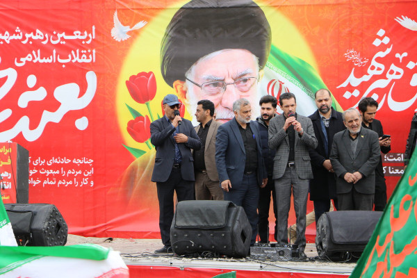 اجتماع عظیم و بی نظیر هیئات مذهبی در میدان امام اصفهان