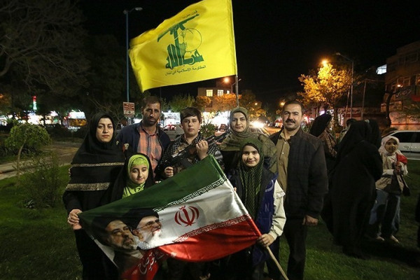 کاروان نمادین اعزام به جبهه در همدان