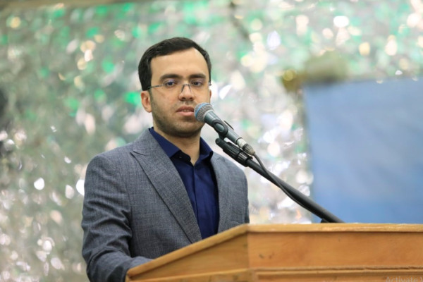 با حضور قاری بین المللی قرآن کریم و داور برنامه محفل، حاج احمدابوالقاسمی برگزار شد؛
