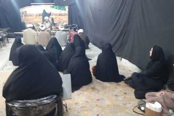 برگزاری کارگاه آموزشی فرق و مذاهب و عرفان‌های نوظهور در دره‌شهر