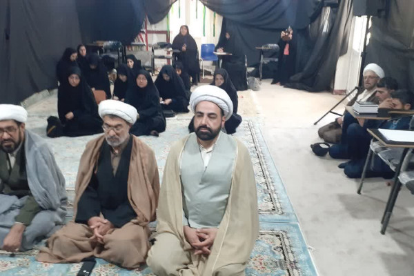 برگزاری کارگاه آموزشی فرق و مذاهب و عرفان‌های نوظهور در دره‌شهر