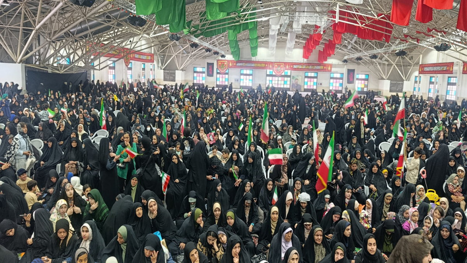 همایش بزرگ دختران جانفدای اصفهان